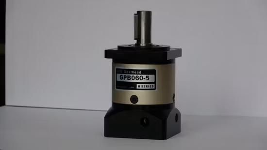 Scatola di produzione Gpb Gpg Cambio Trasmissione Servomotore ad angolo retto Riduttore Riduttore epicicloidale per la lavorazione del legno Macchinari automatici per il taglio delle bordatrici